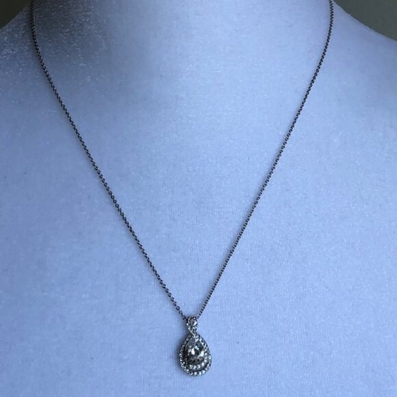N Hallmark Silver CZ Teardrop Cluster Infinity Necklace - Picture 15 of 16